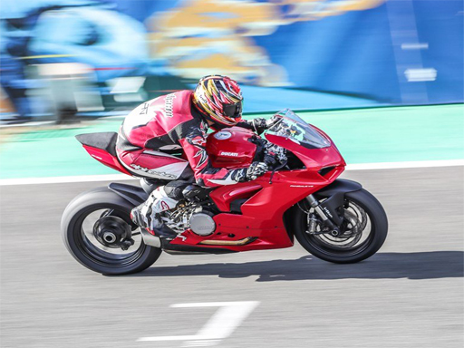 Puzzle Ducati Panigale: Défi Mécanique